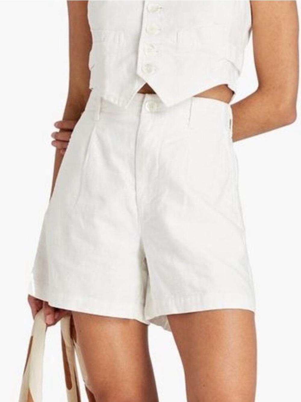 Alex Mill Boy Shorts in White Ecru Cream Linen Cotton Size 6 Worn once